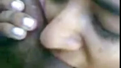 ইন্ডিয়ান কলেজ মেয়ে কাম গিলে