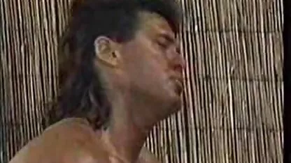 রেট্রো দানব মোরগ freaks