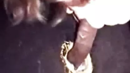 কালো উপর