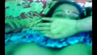 কন্যা প্রাইভেট টিউটরের সাথে নয় বাংলা দেশি আন্টির সেক্স