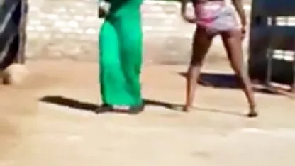 আফ্রিকান মেয়েদের নাচ