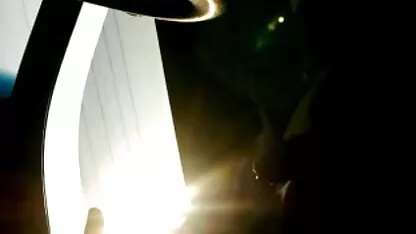2 চালানোর জন্য কোথাও নেই: ক্যামেরা এবং পুরষ্কার।