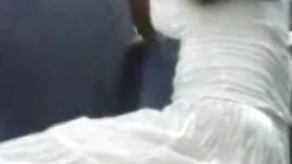 সাইবার ক্যাফেতে হস্তমৈথুন