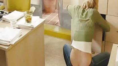 সারা আলেকজান্দার ক্লাচ নগ্ন