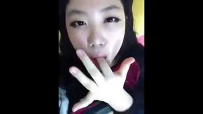 কোরিয়ান কিশোর হস্তমৈথুন