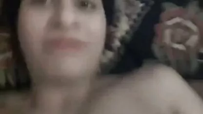 পাকিস্তানি স্ত্রী কঠিন