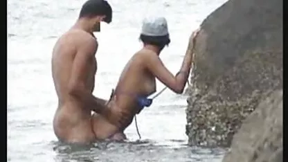 ফাঁকা সৈকত ফাক