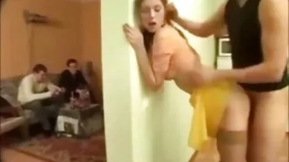 পাশের ঘরে প্রেমিককে প্রতারণা করছে