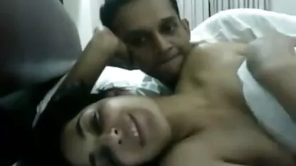 ভারতীয় cutie কঠিন পায়