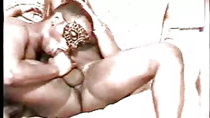 কালো হিজড়া বিপরীতমুখী