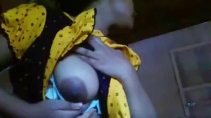 ভারতীয় স্ত্রী উন্মোচিত