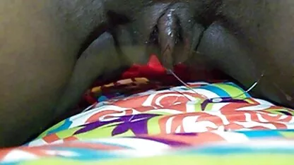 অপেশাদার কালো ভগ ফোঁটা ফোঁটা