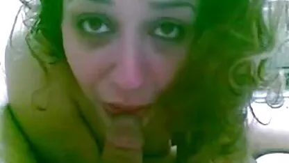 মিশরীয় স্ত্রী মজা জন্য মোরগ চুষা