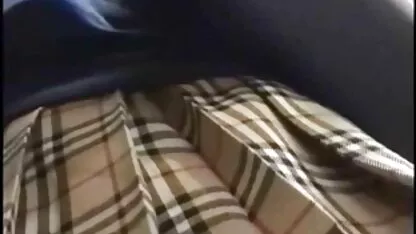 এশিয়ান মহিলা প্যান্টি ভয়েউর
