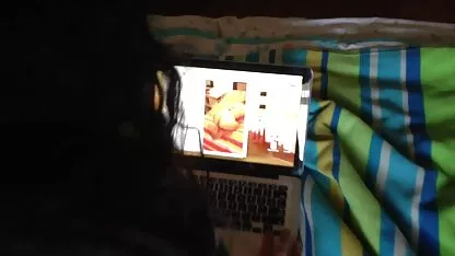 তুর্কি কন্যা যখন কন্যা দেখছে