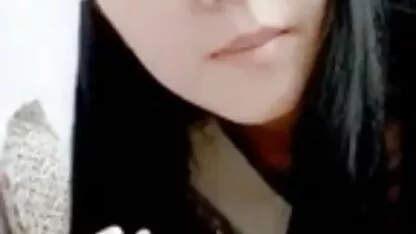 চতুর কোরিয়ান মেয়ে তার গরম ভগ 06 দেখায়