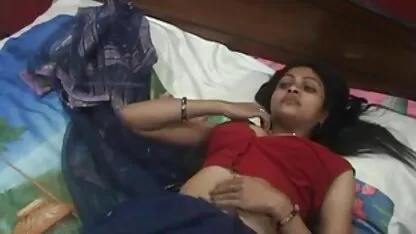 রাতের জন্য দেশি আন্টি রেডি