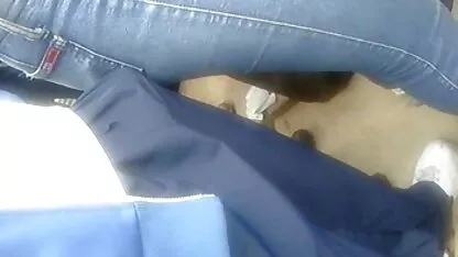 তরুণী কাঁপছে আমার ডিক