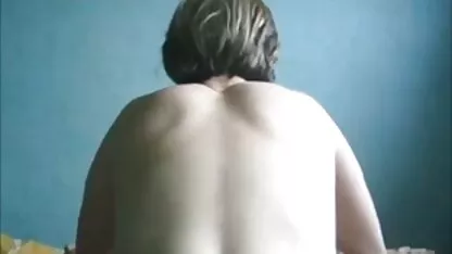 অপেশাদার বিগ বাট স্ত্রী ঘরে তৈরি