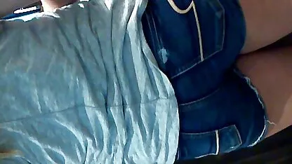 আমি সাদা পছন্দ করি