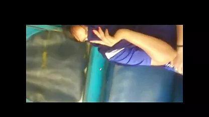 অটোরিকশায় ভারতীয় মেয়ে ডিক ফ্ল্যাশ