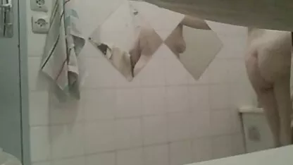 পরিপক্ক এশিয়ান লোমশ ভগ
