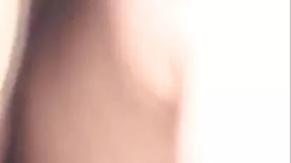 এশিয়ান আপস্কার্ট