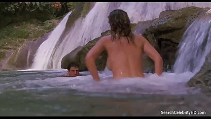 এলিজাবেথ রুয়ে ন্যুড ককটেল