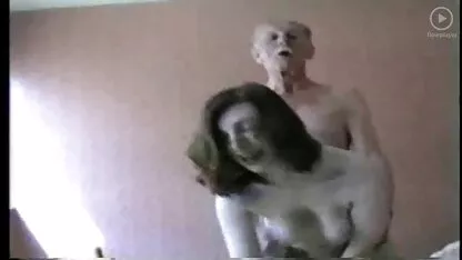 ডেবি এবং বৃদ্ধা