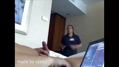 ডিক দাসী ফ্ল্যাশ দ্বারা