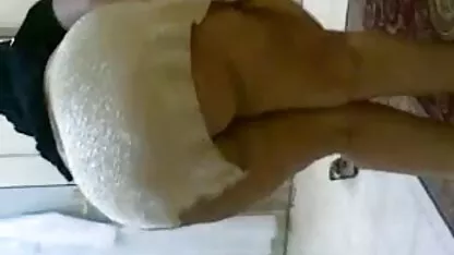 আরব নাচের পেঁচার ফ্ল্যাশ