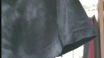 আপস্কার্ট গ্রানি